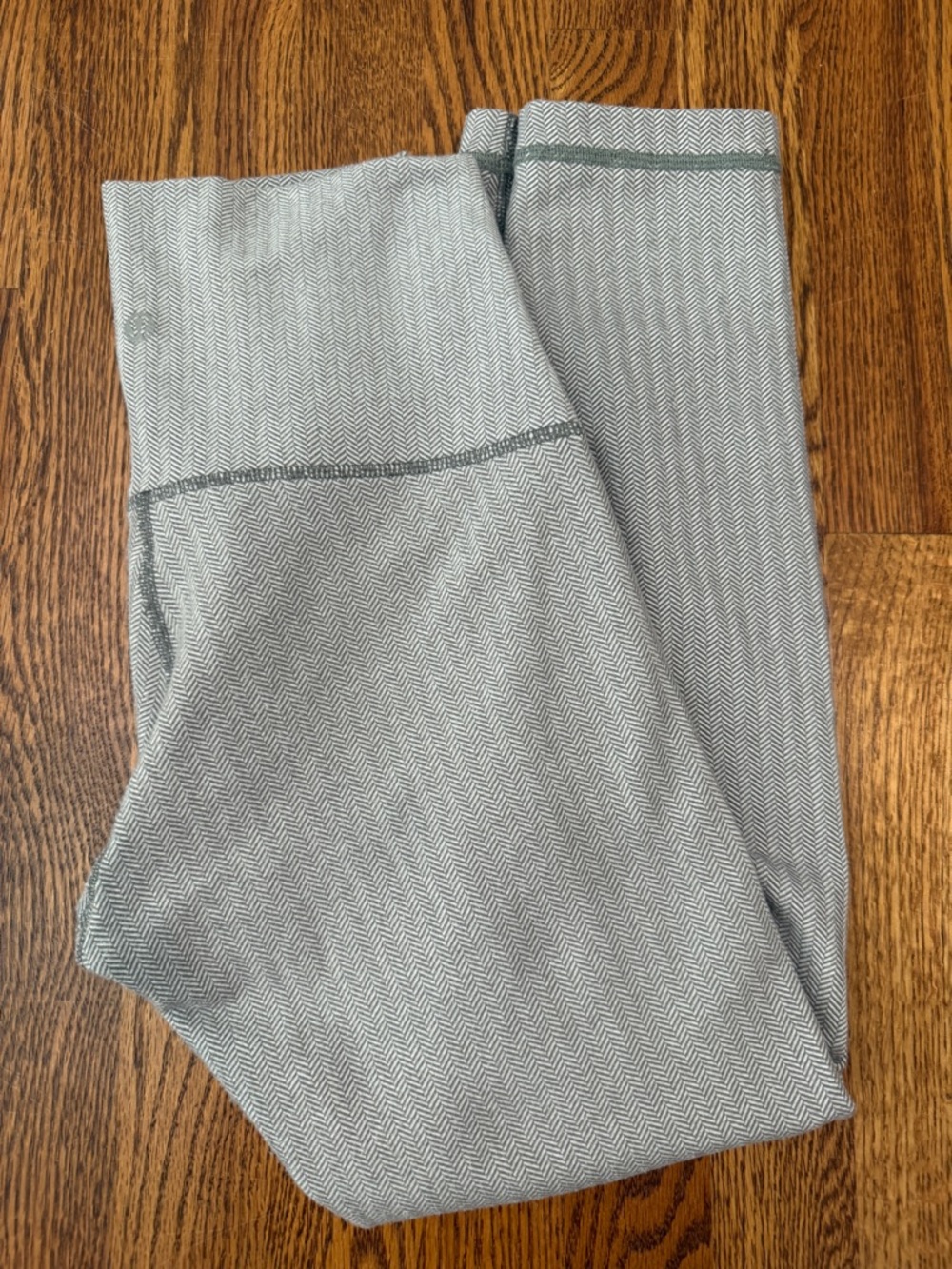 Lululemon Wunder Under Thick Gray Chevron Crop Legging Sz 6